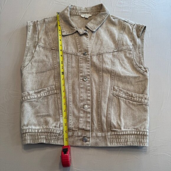 Elan Beige Wash Denim Jean button up Vest - Picture 12 of 13